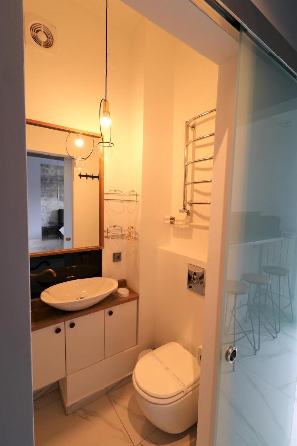 Deluxe Skyline Retreat Studio - Old Town Bukarest Kültér fotó